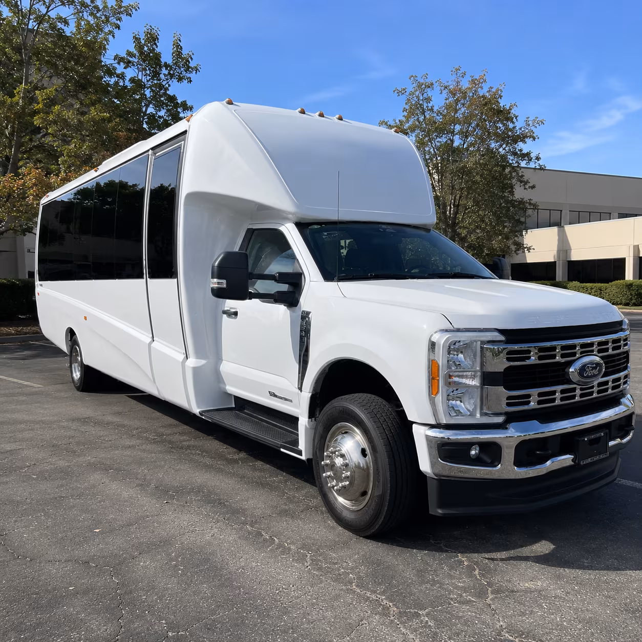 hotel to venue shuttle buses for palm coast corporate groups